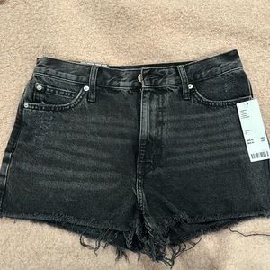 BDG urban outfitters girlfriend high rise cut off shorts NWT